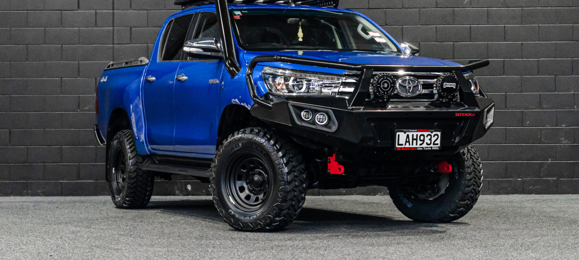 Vehicle Gallery Image