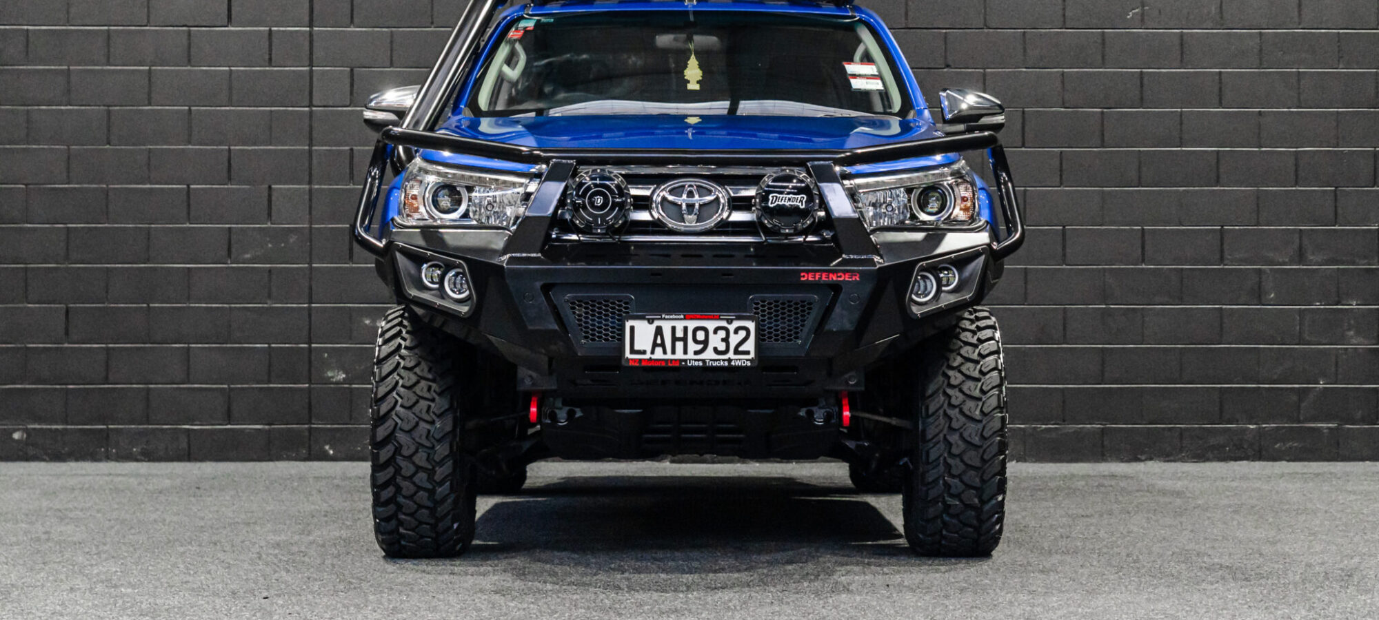 Vehicle Gallery Image