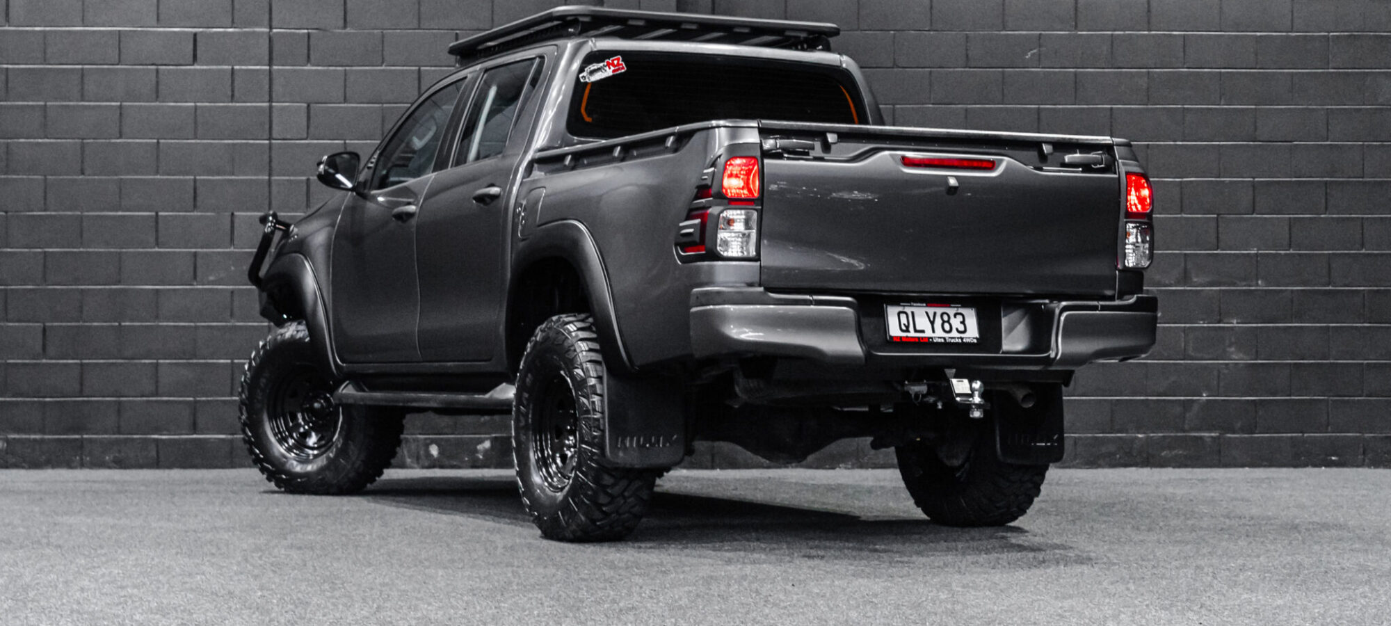 Vehicle Gallery Image