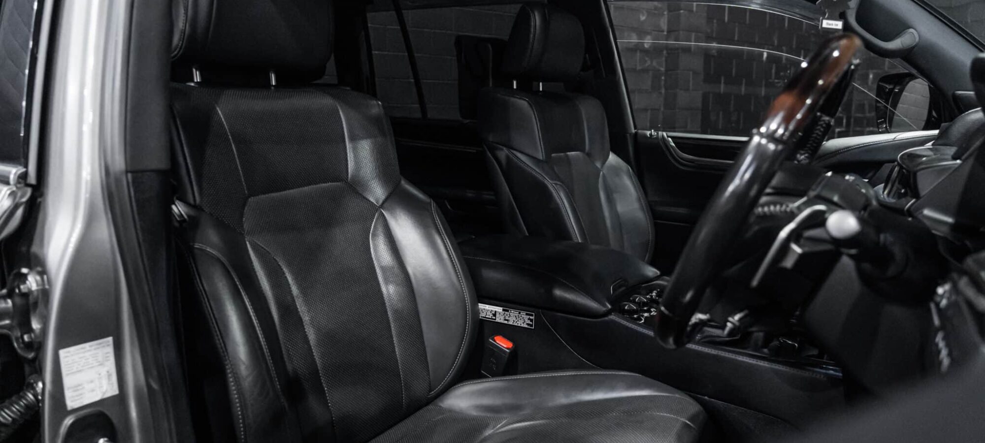 Vehicle Gallery Image
