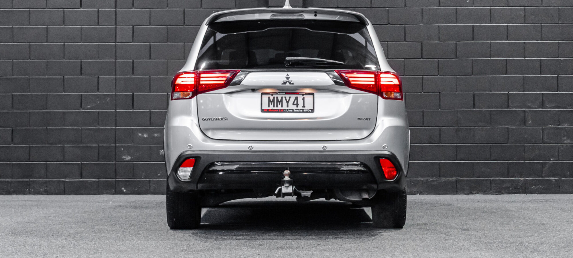Vehicle Gallery Image