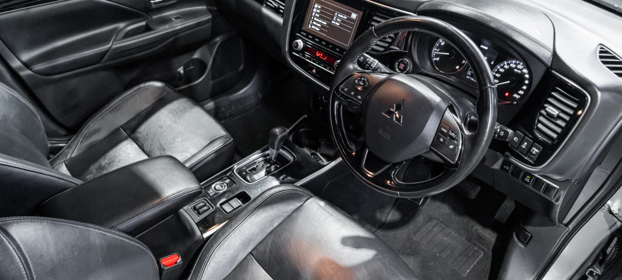 Vehicle Gallery Image