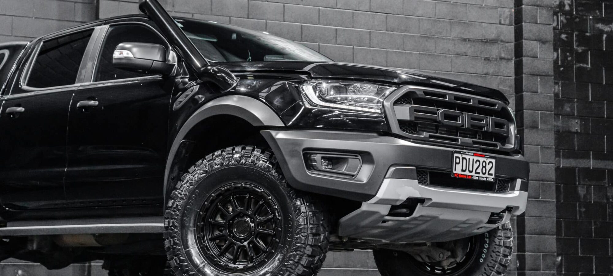 Vehicle Gallery Image