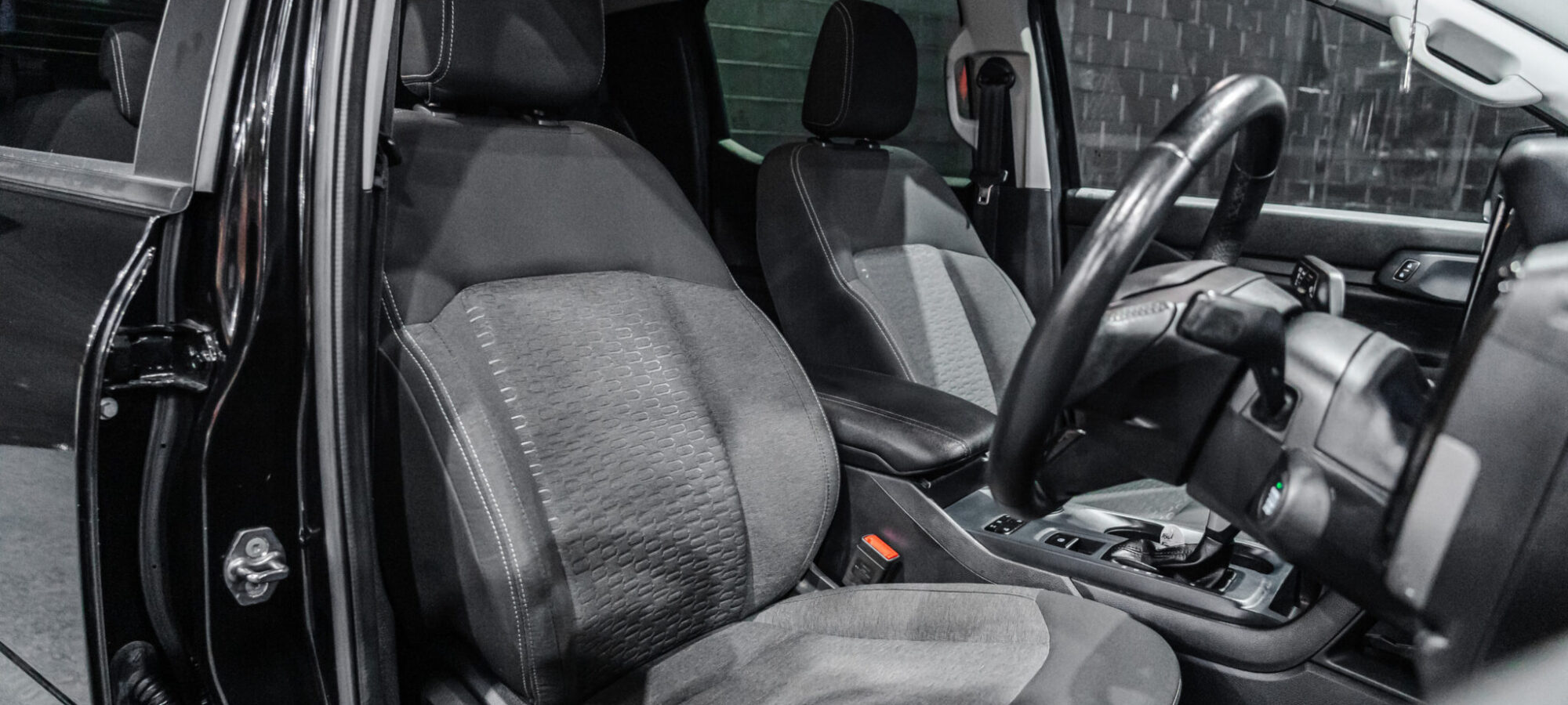 Vehicle Gallery Image