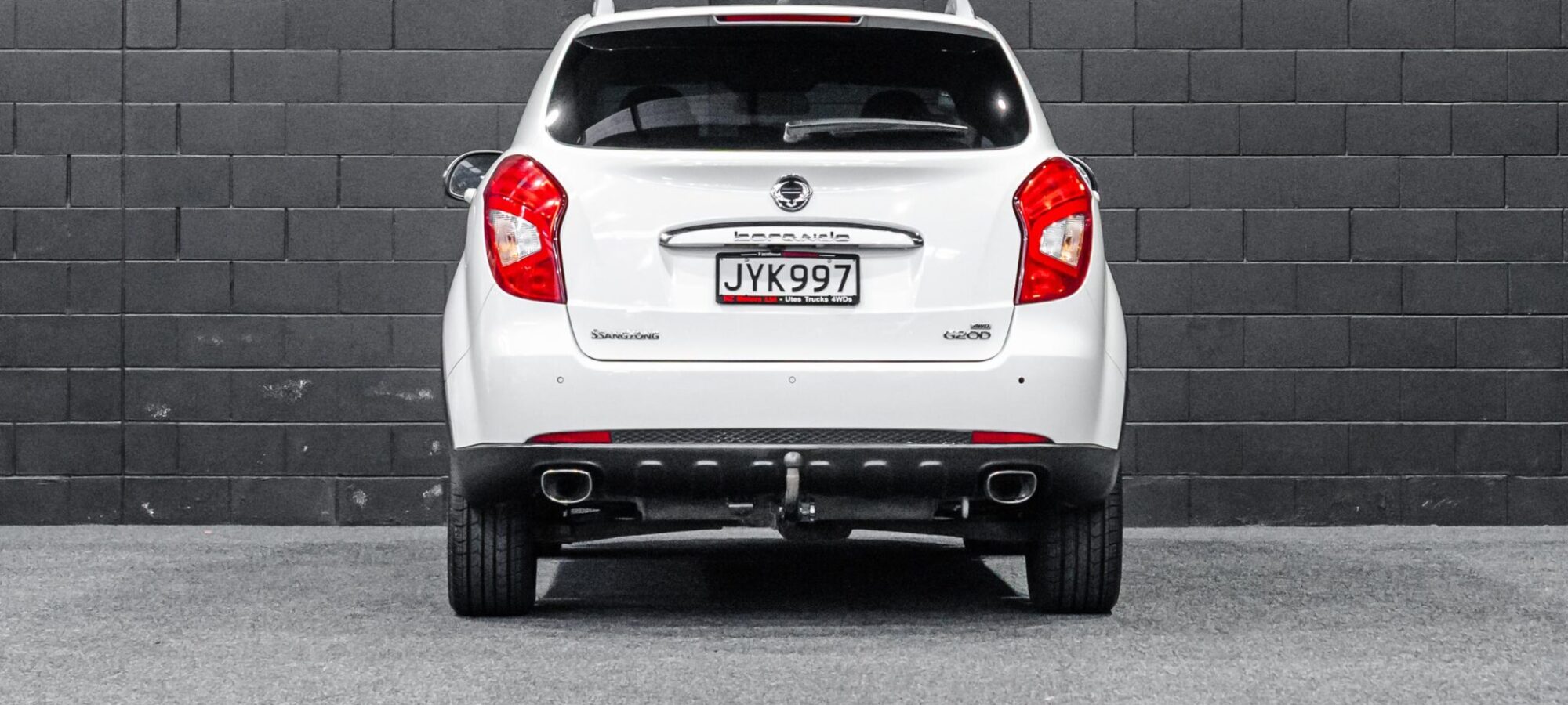 Vehicle Gallery Image