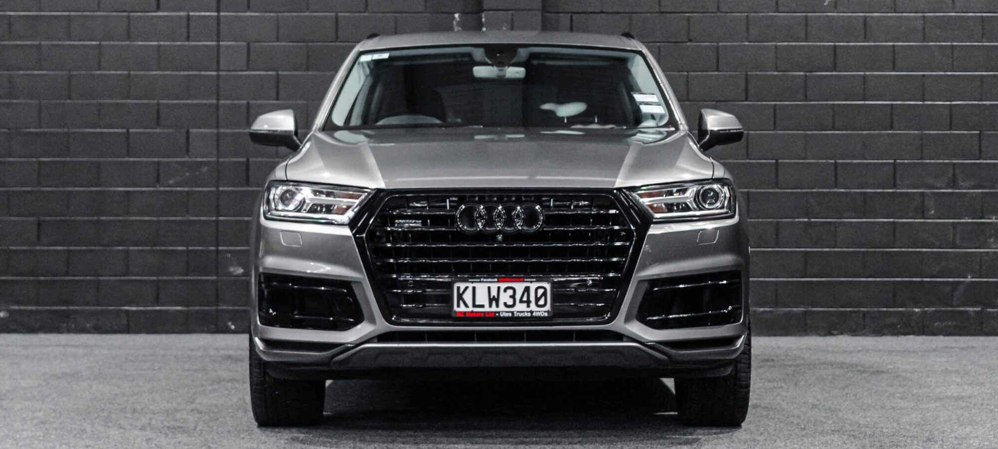 Vehicle Gallery Image