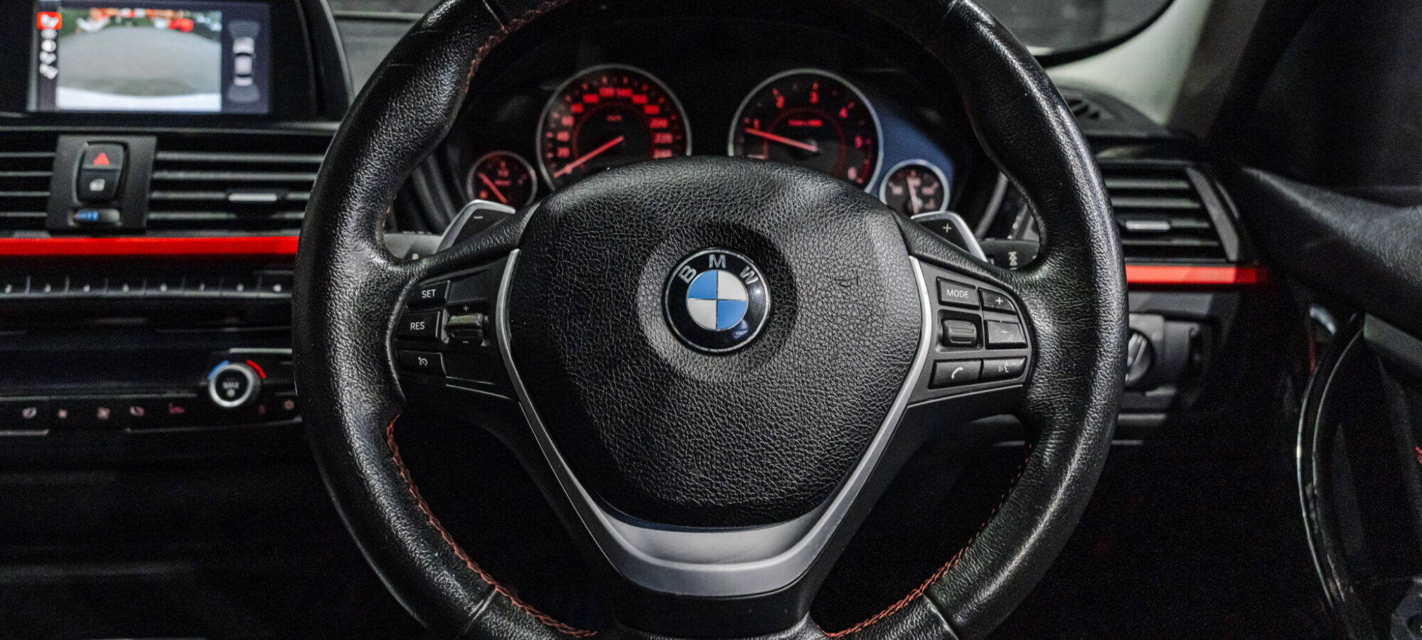 Vehicle Gallery Image