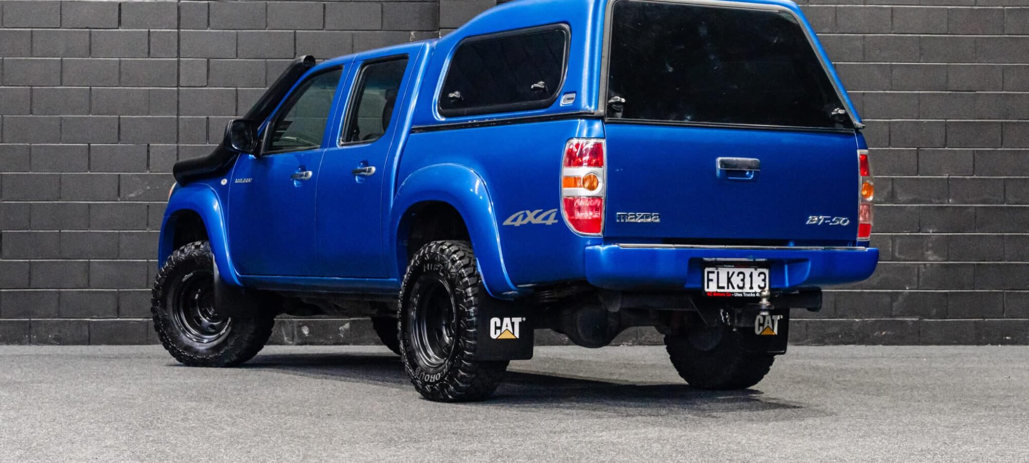 Vehicle Gallery Image