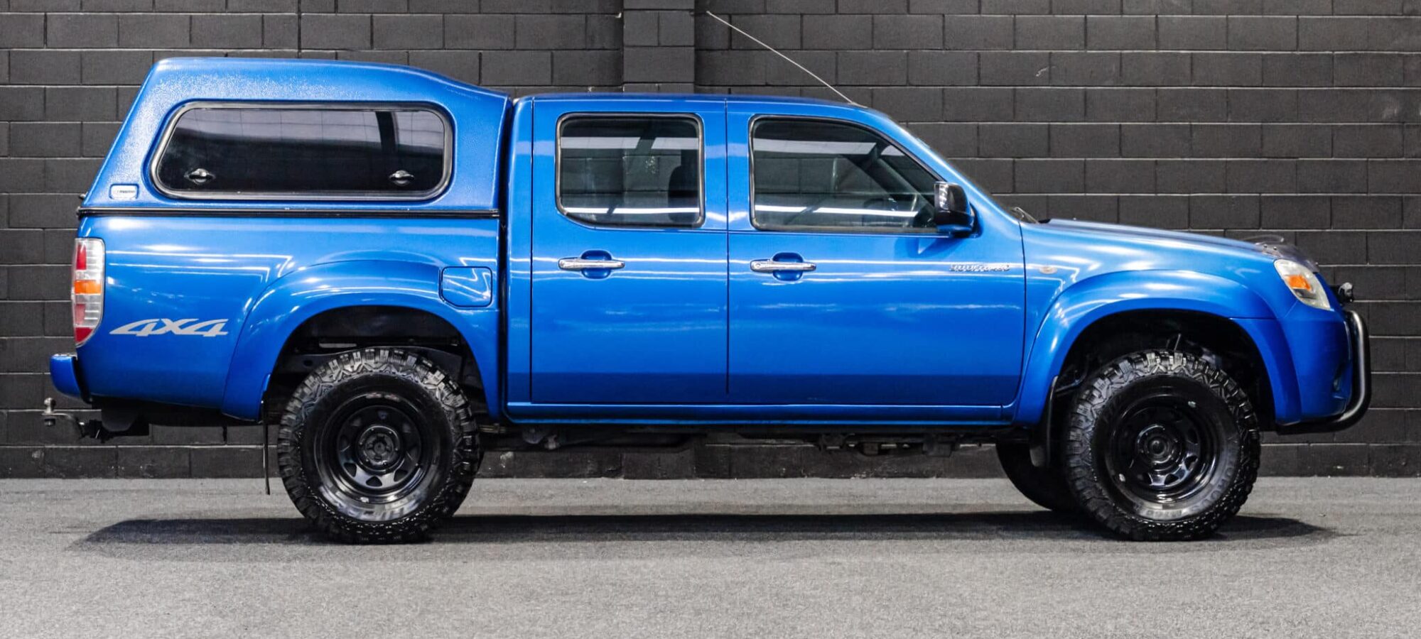 Vehicle Gallery Image