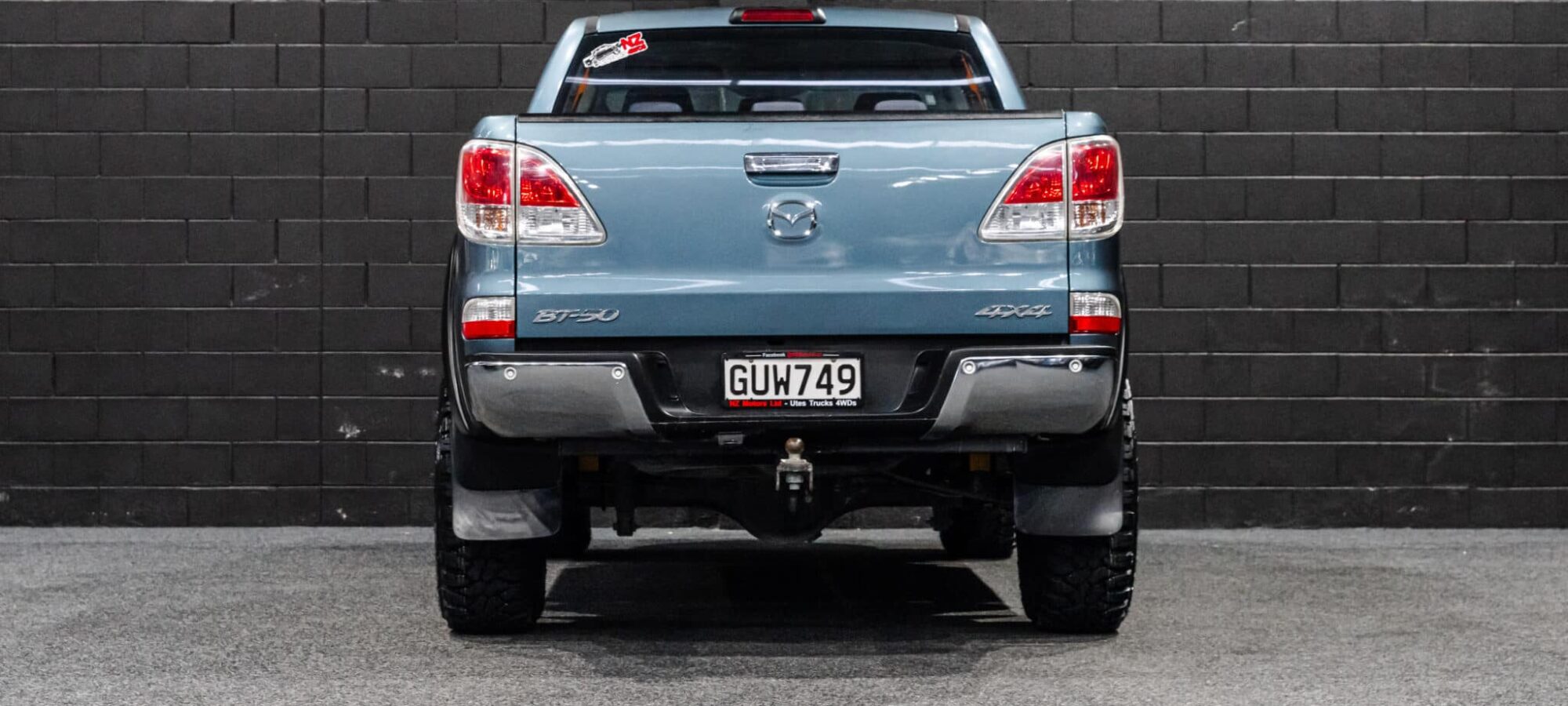 Vehicle Gallery Image