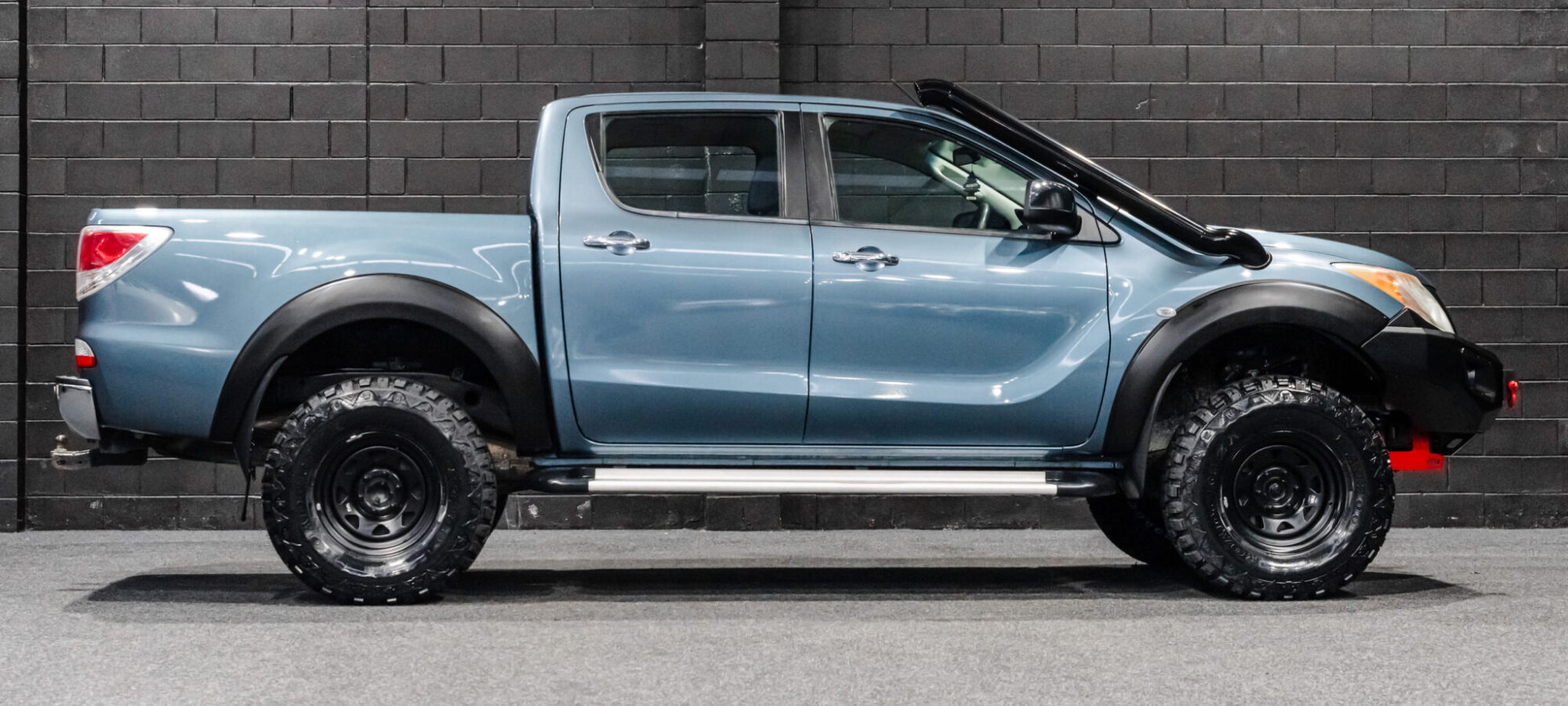 Vehicle Gallery Image