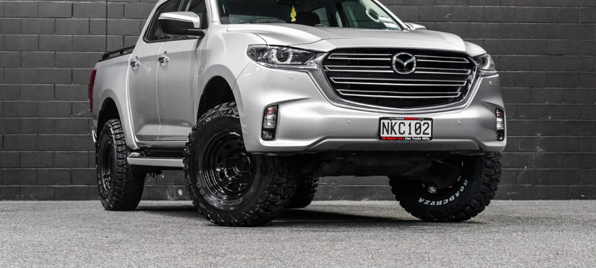 Vehicle Gallery Image