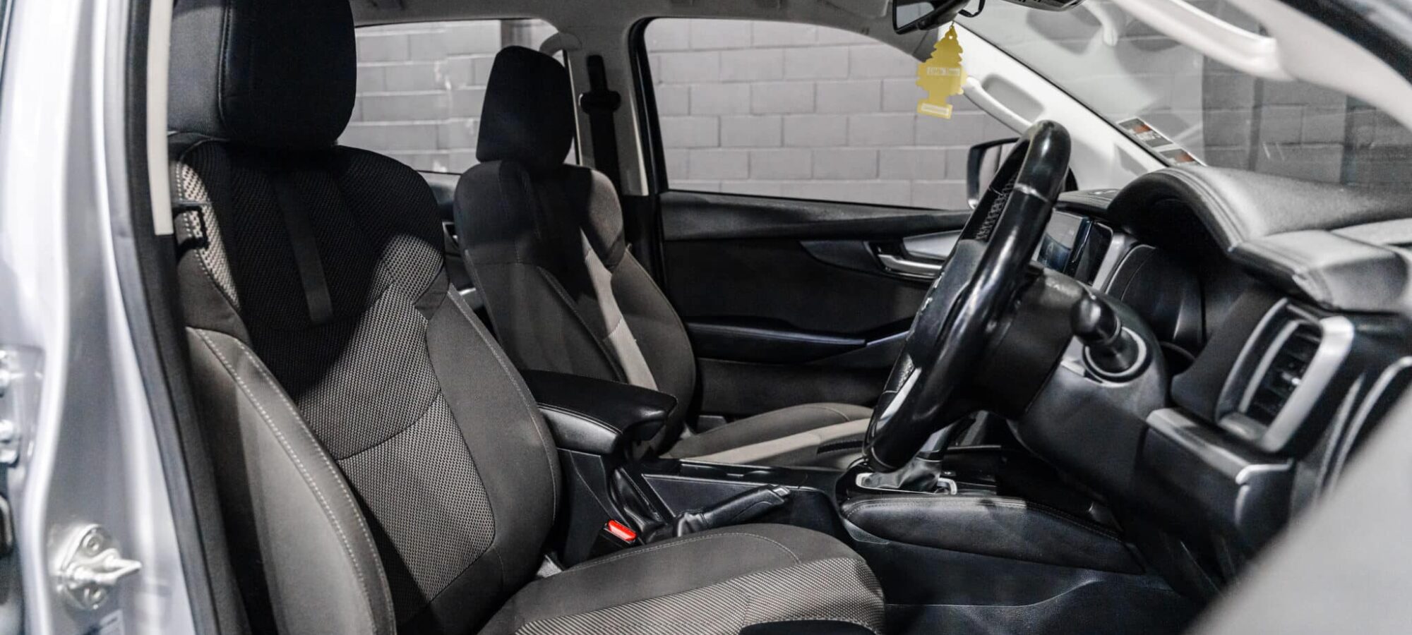 Vehicle Gallery Image