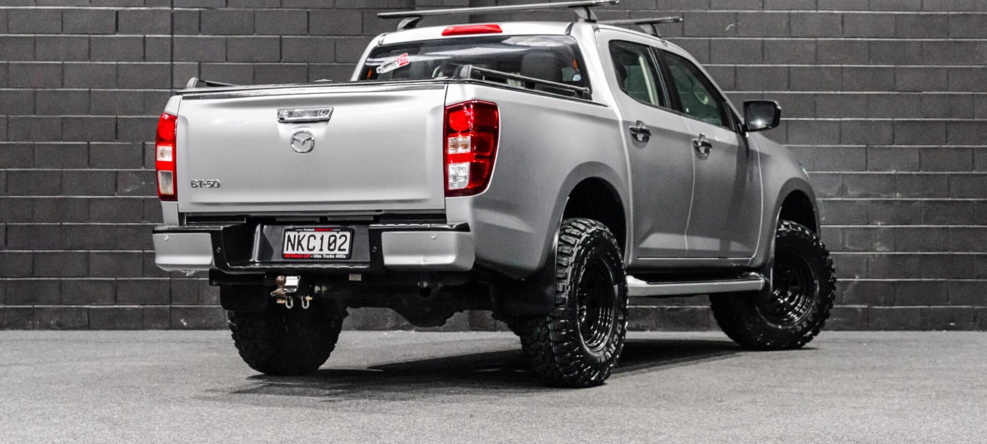 Vehicle Gallery Image