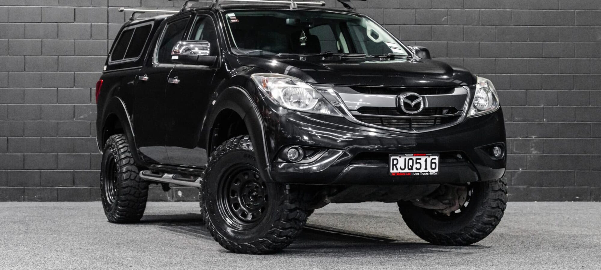 Vehicle Gallery Image