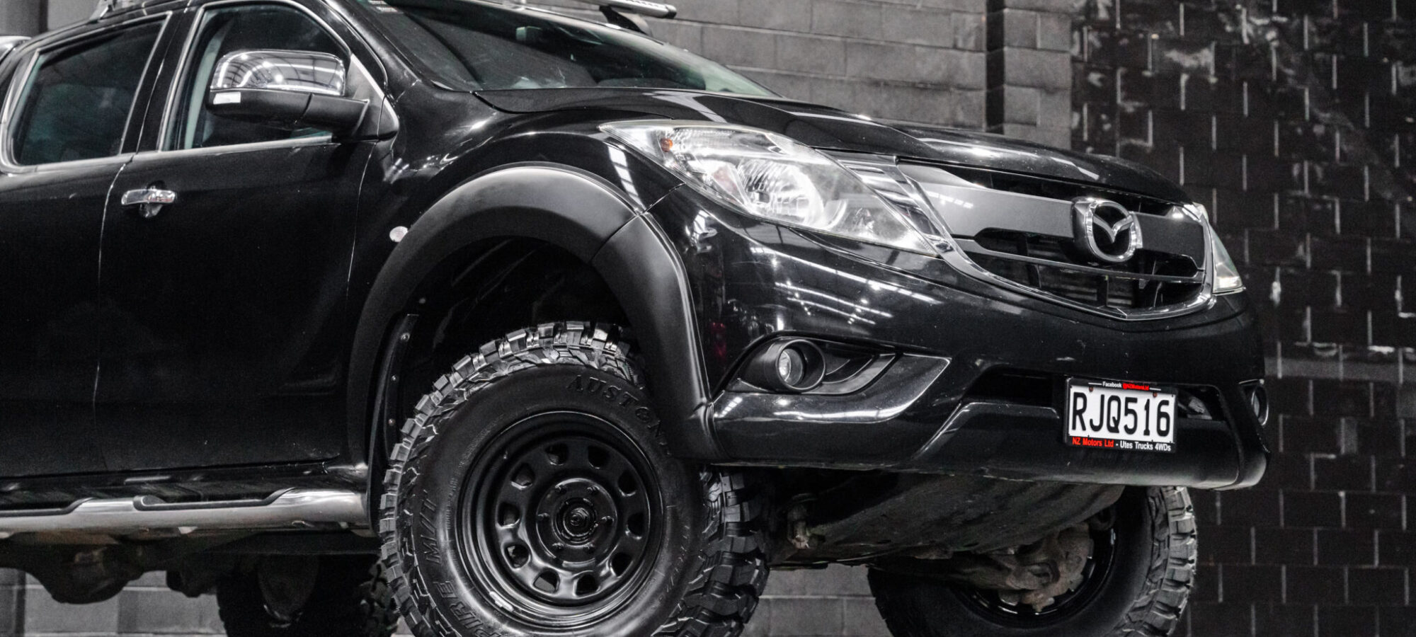 Vehicle Gallery Image