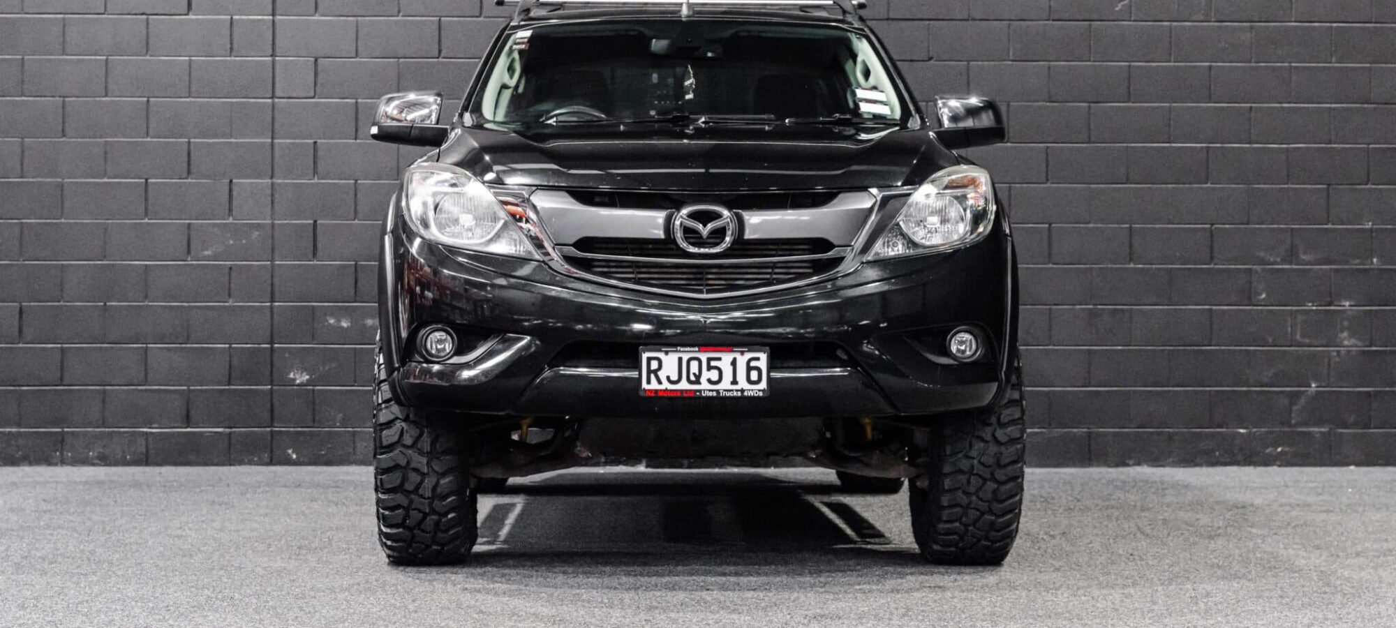 Vehicle Gallery Image