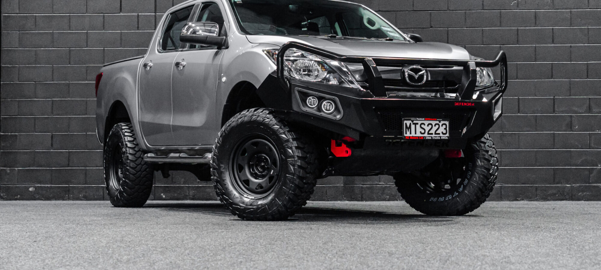Vehicle Gallery Image