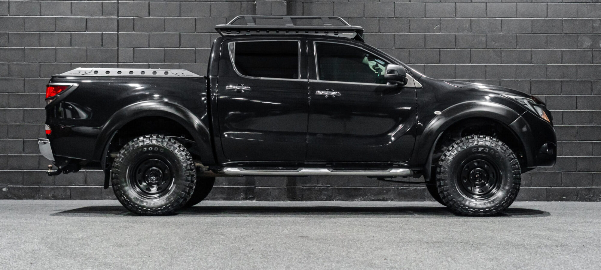 Vehicle Gallery Image