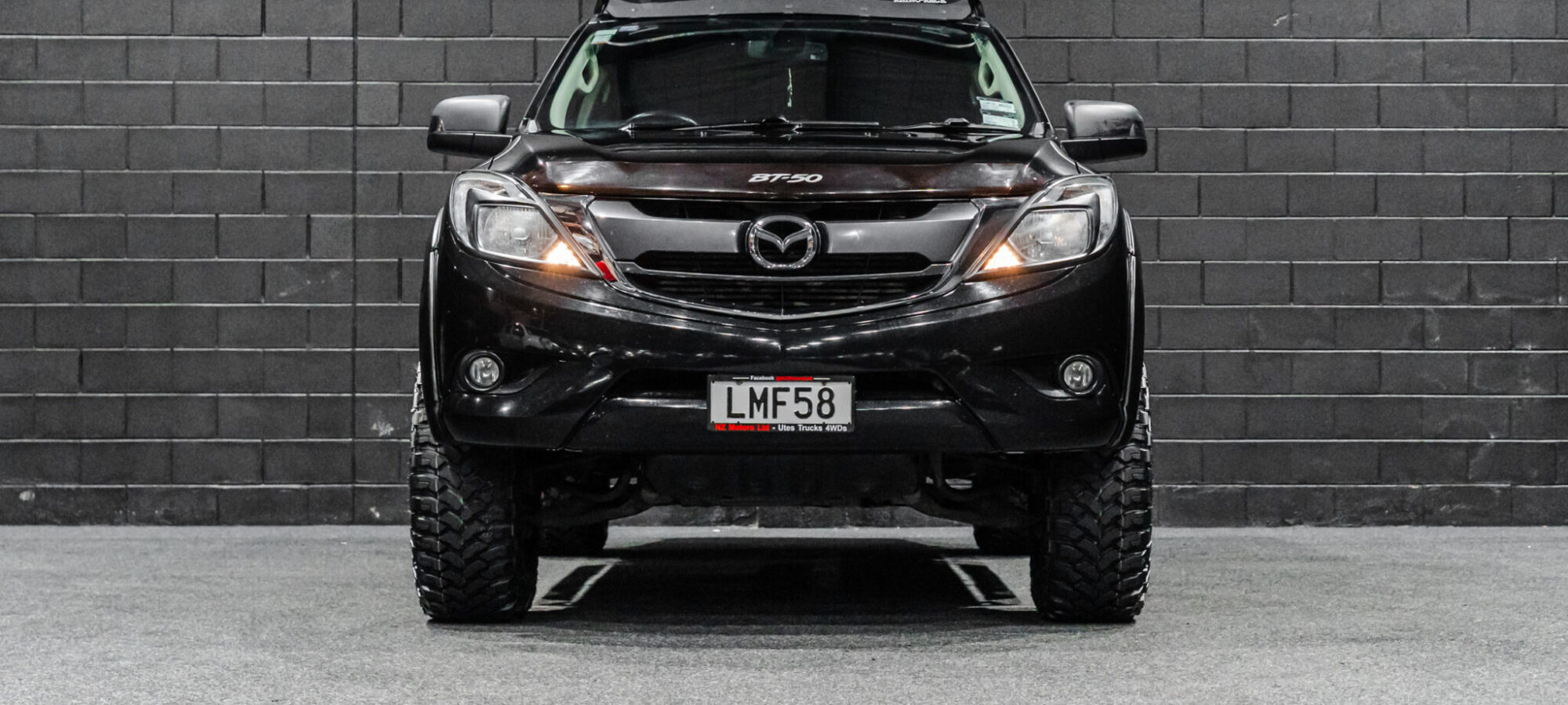Vehicle Gallery Image