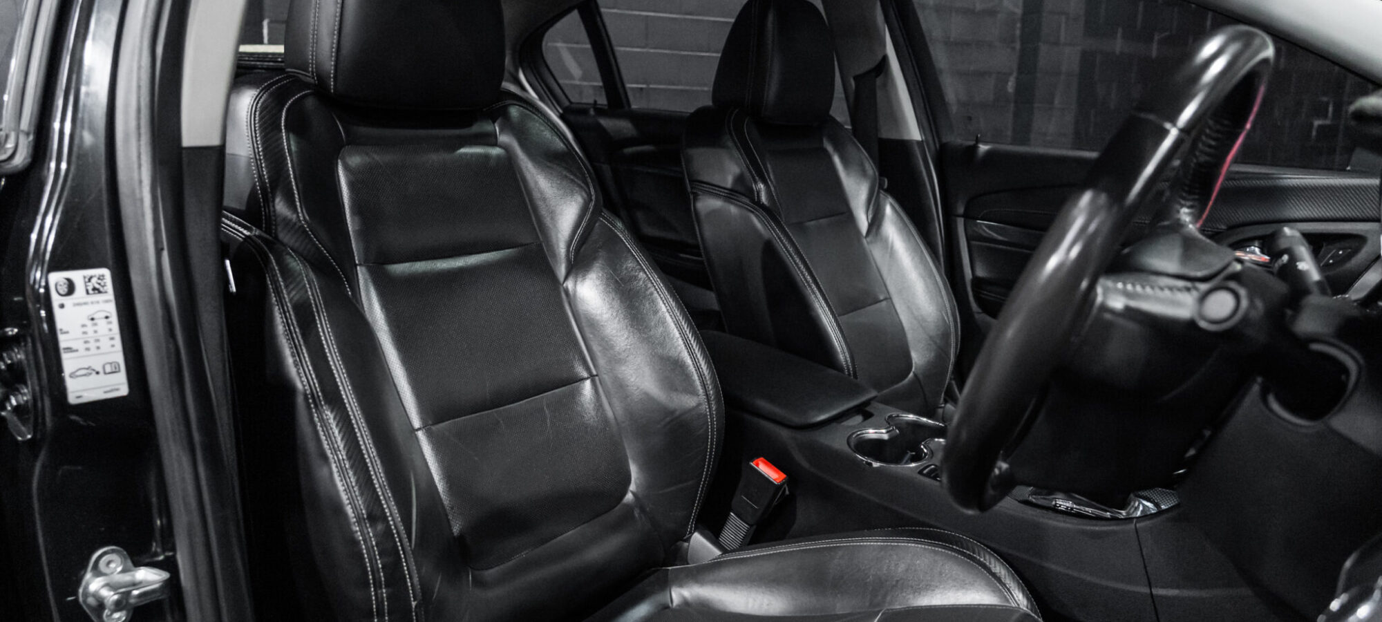 Vehicle Gallery Image