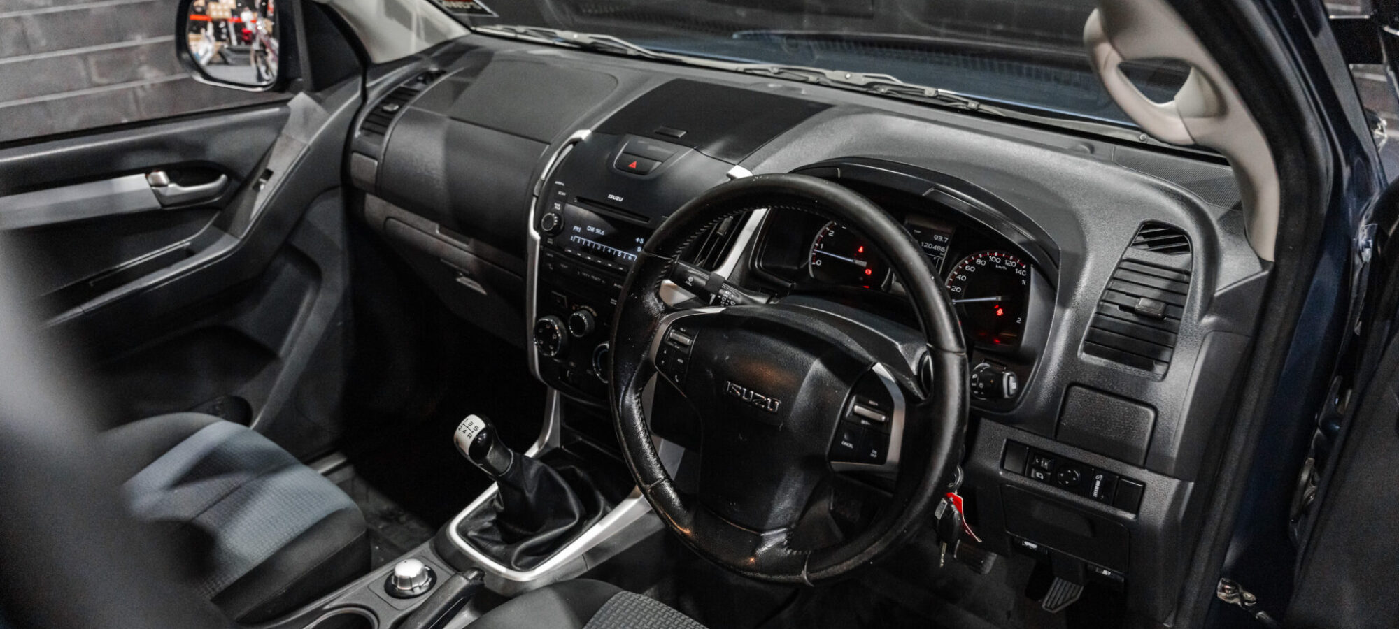 Vehicle Gallery Image