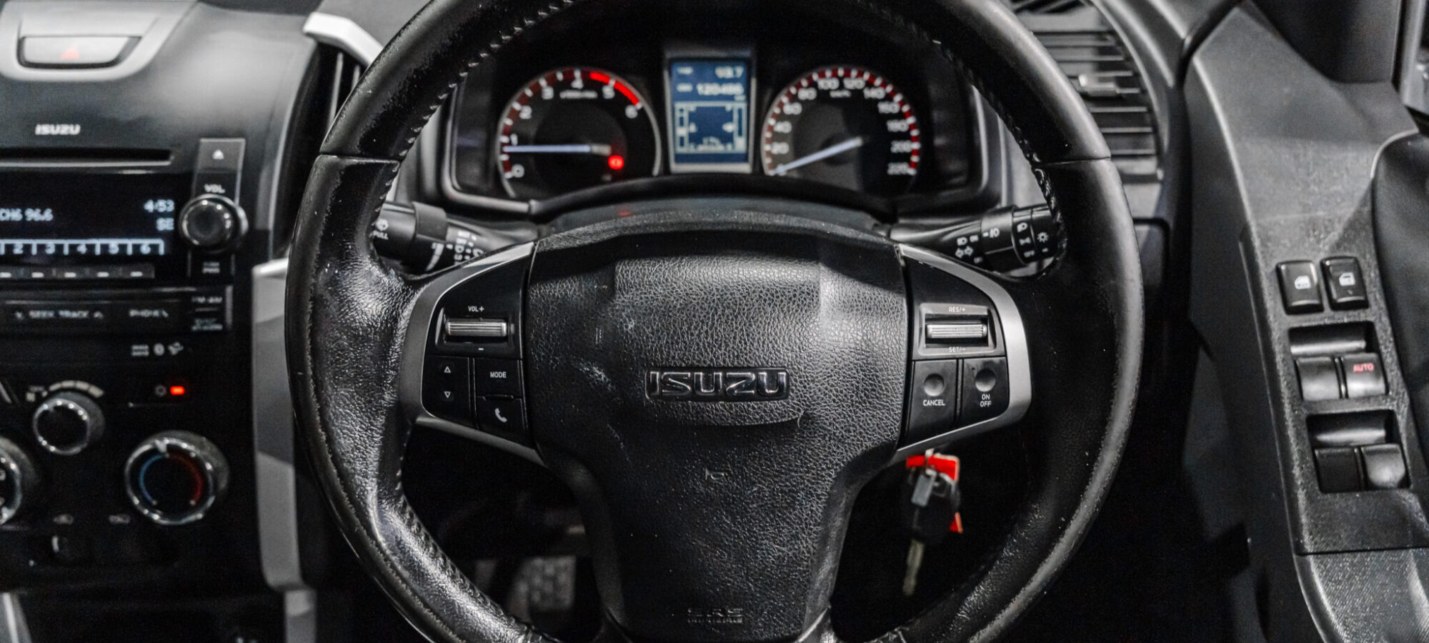 Vehicle Gallery Image