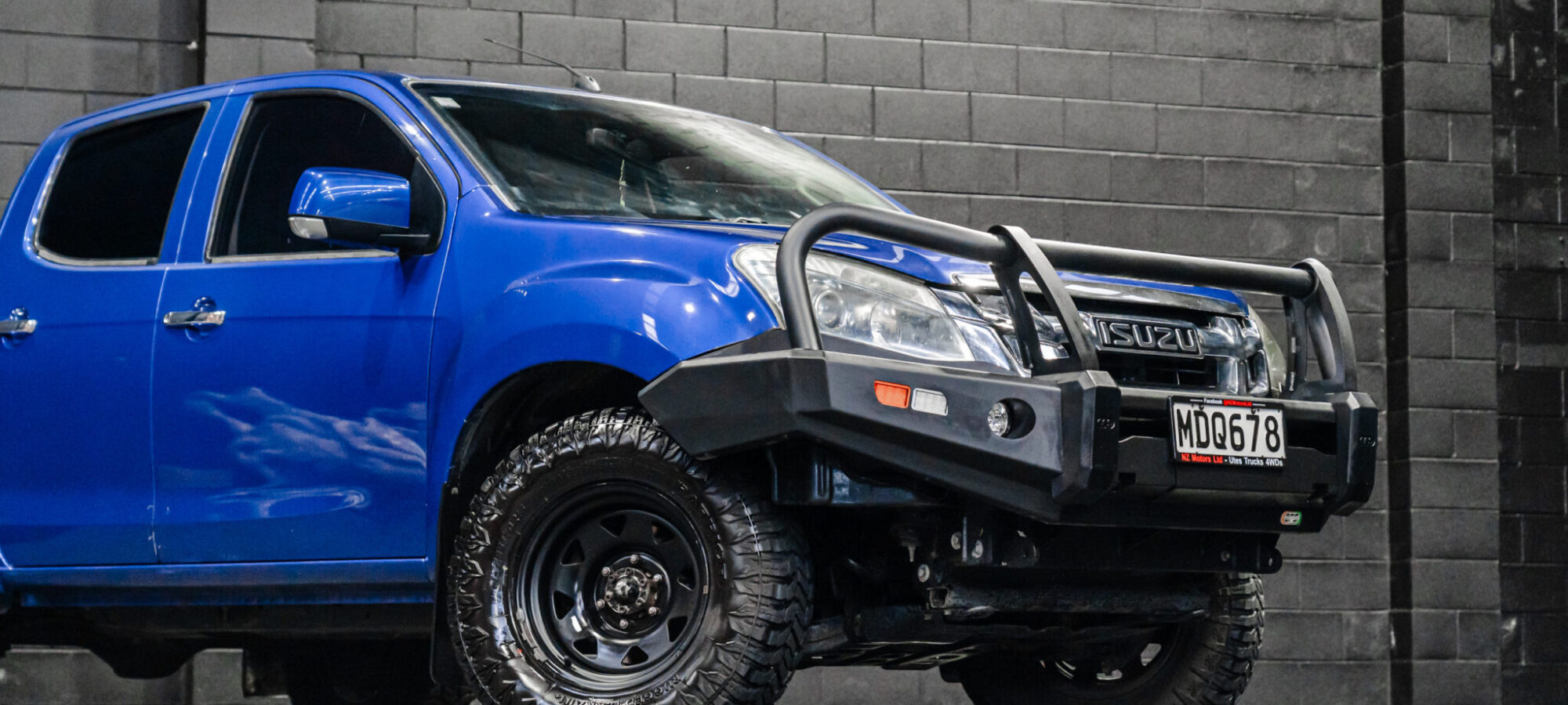 Vehicle Gallery Image