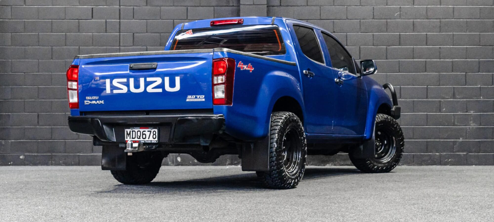 Vehicle Gallery Image