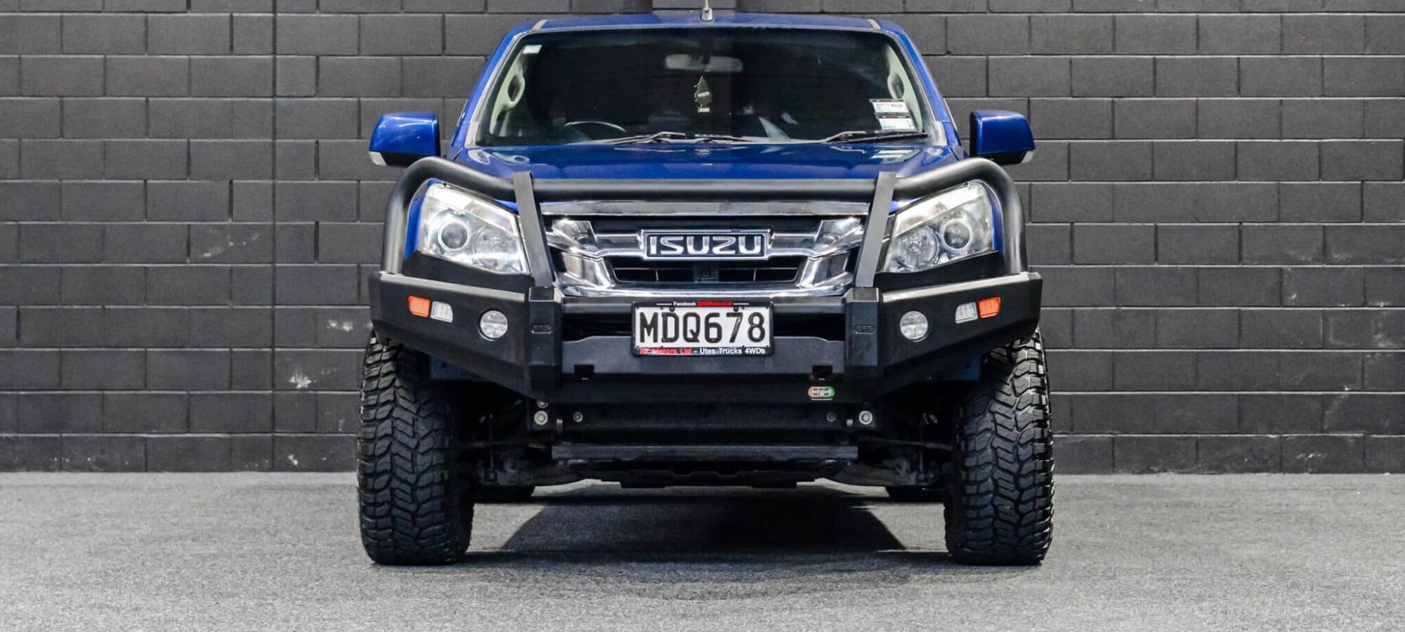 Vehicle Gallery Image