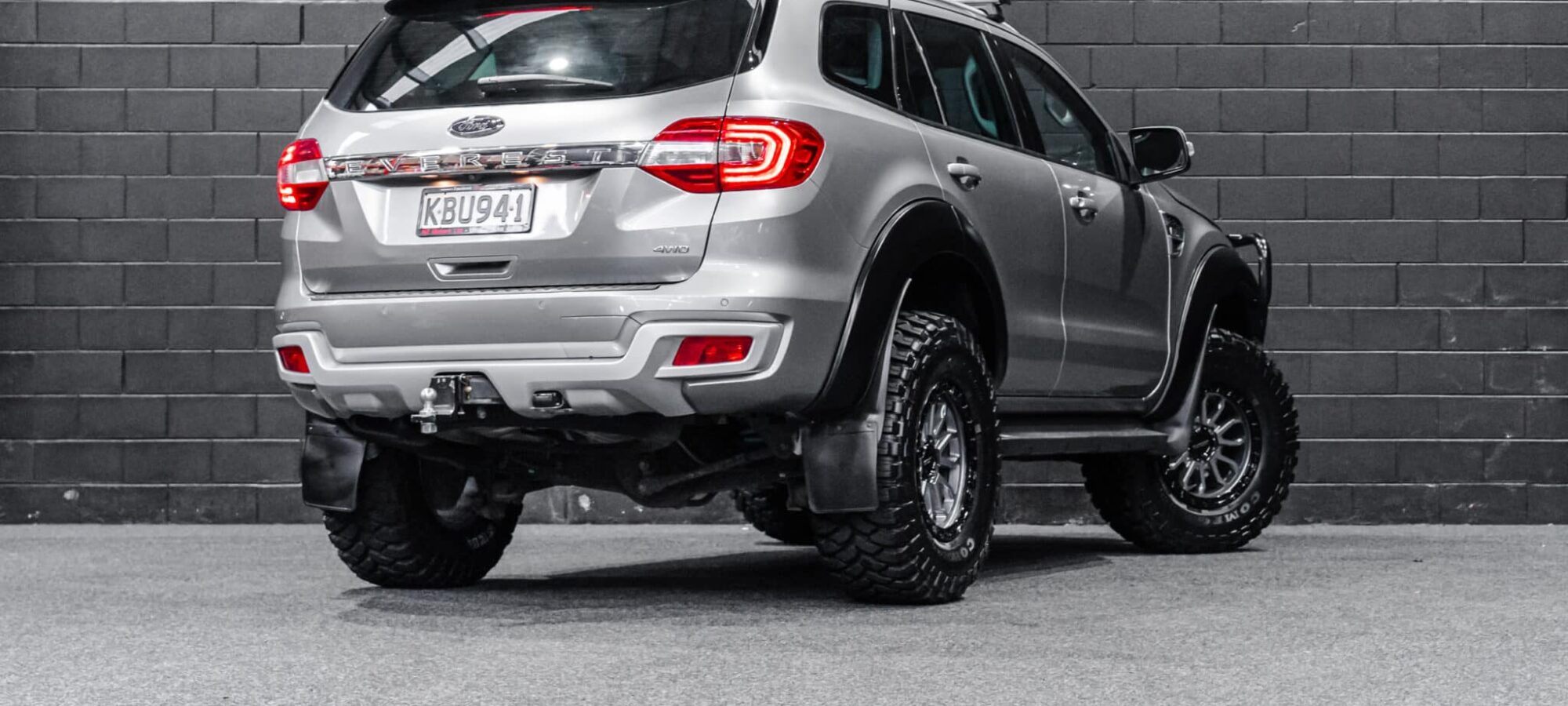 Vehicle Gallery Image
