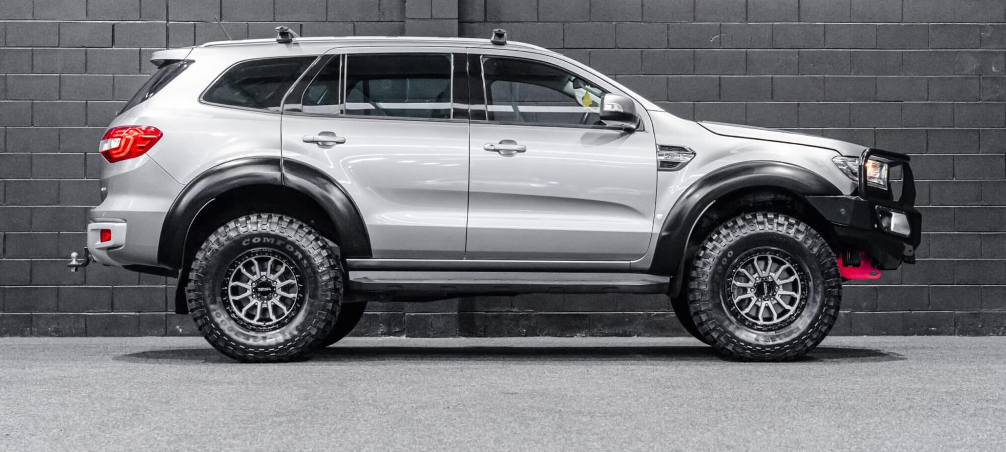 Vehicle Gallery Image