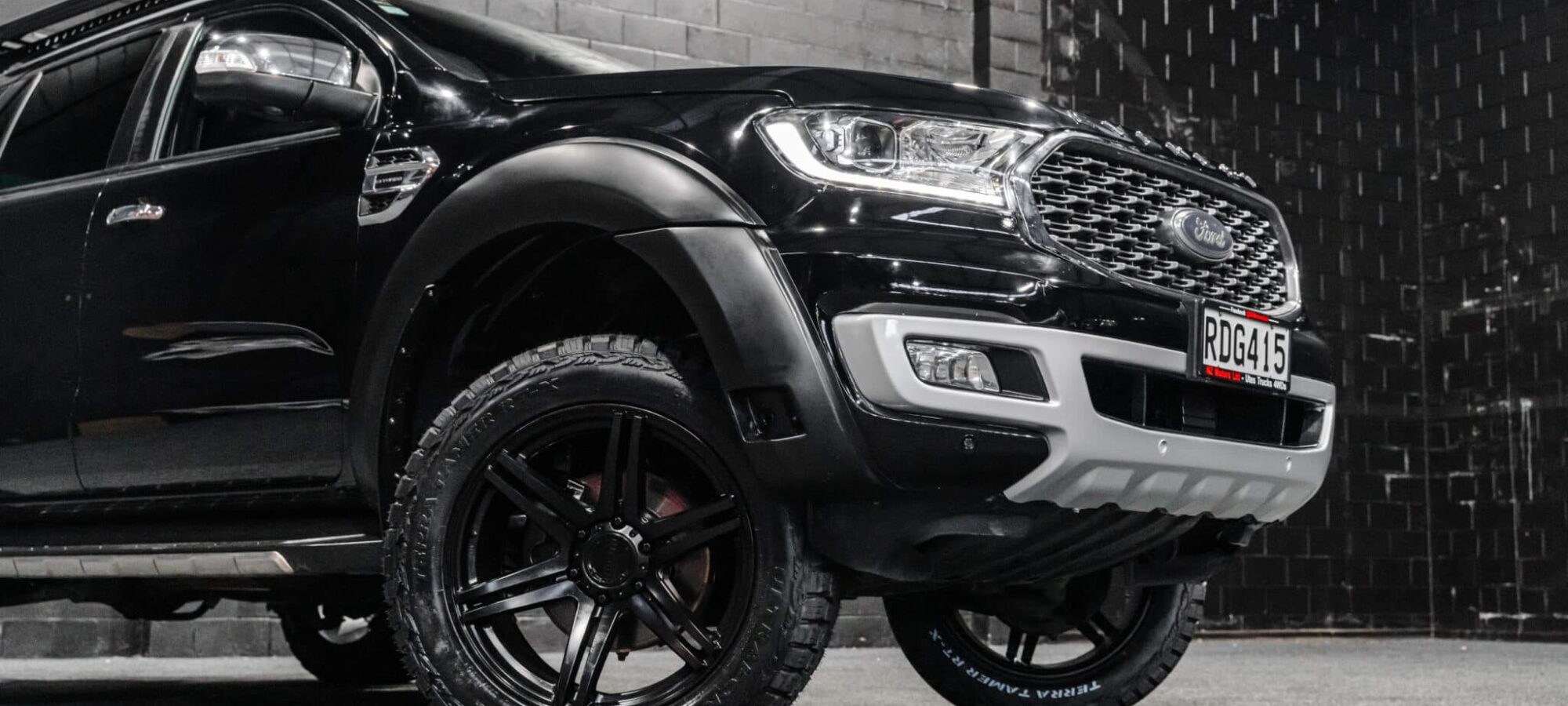 Vehicle Gallery Image