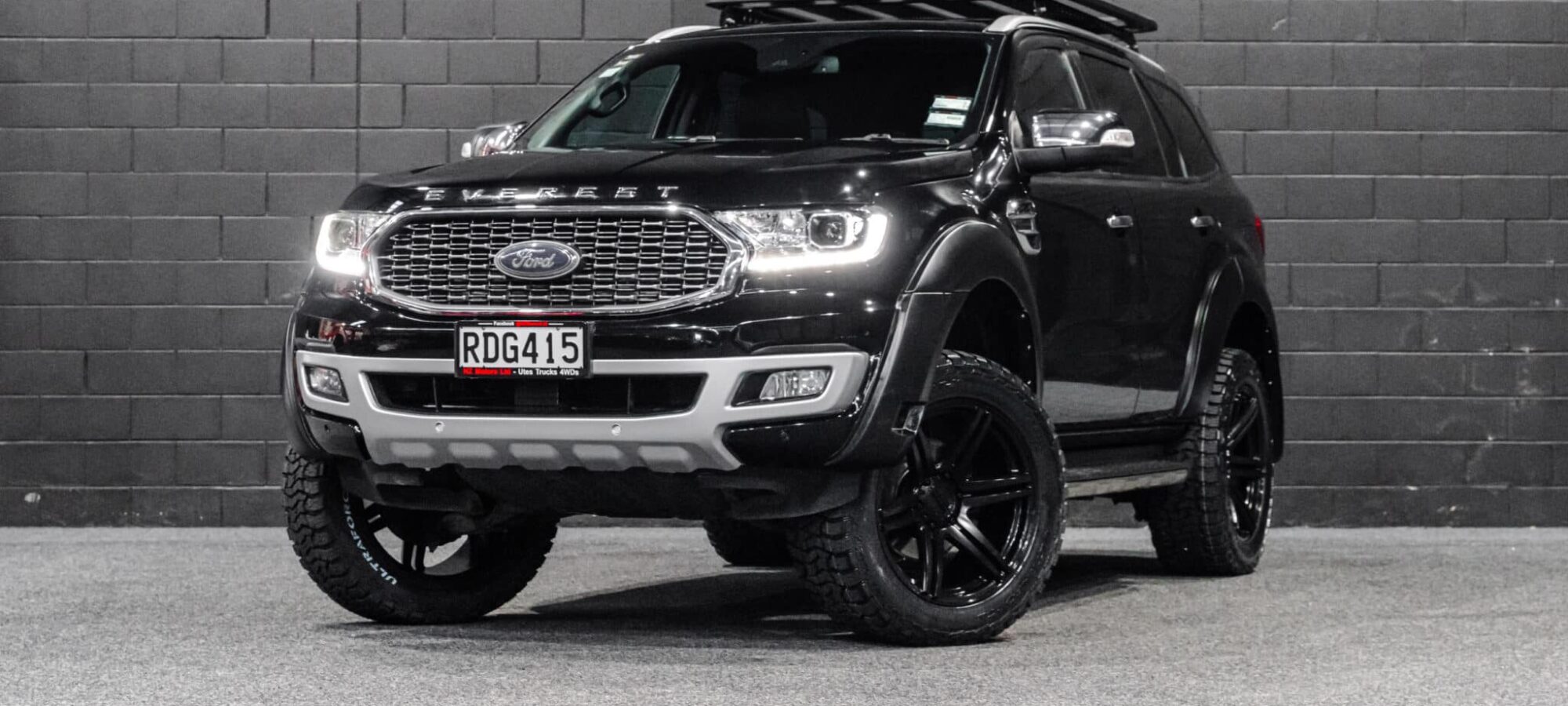 Vehicle Gallery Image