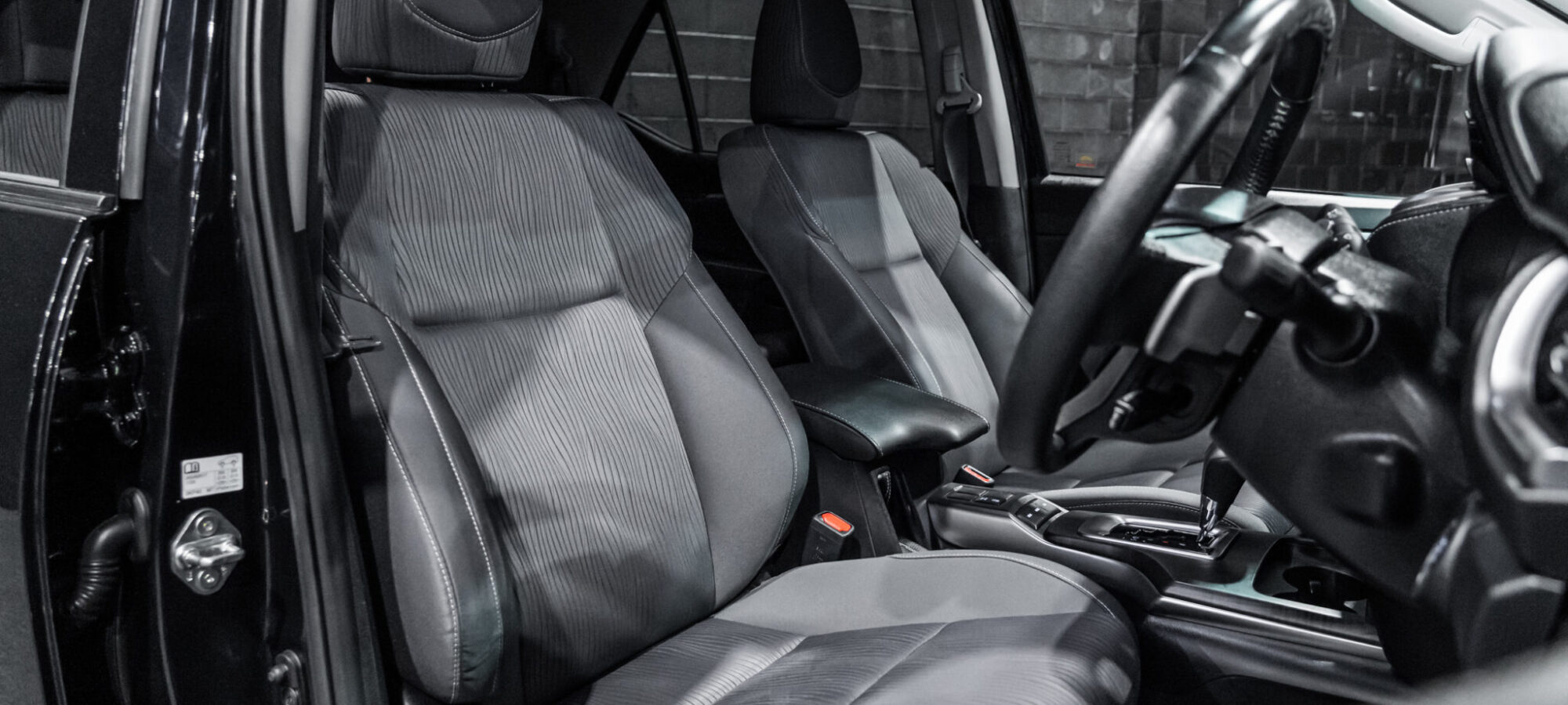 Vehicle Gallery Image