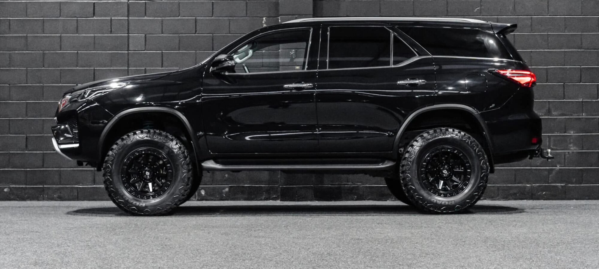 Vehicle Gallery Image