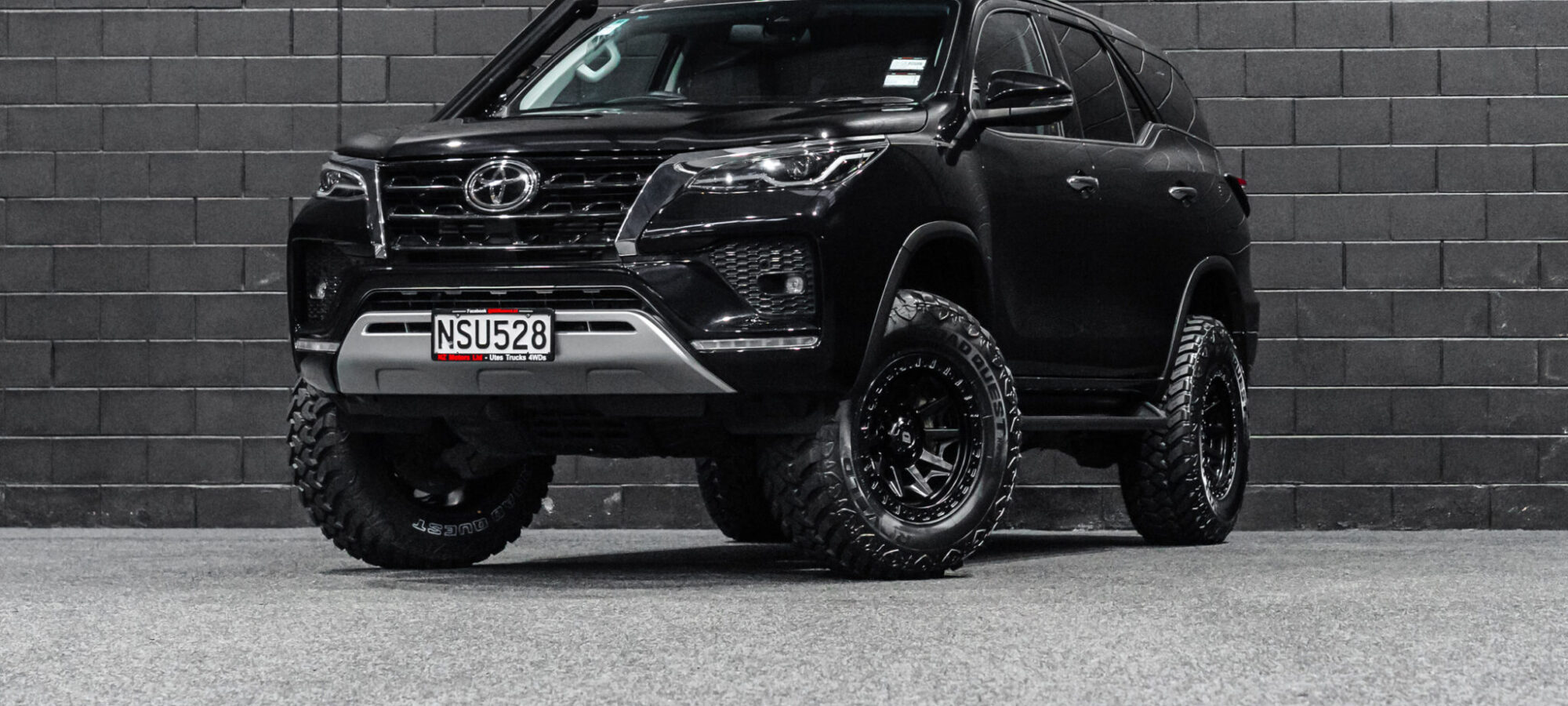 Vehicle Gallery Image