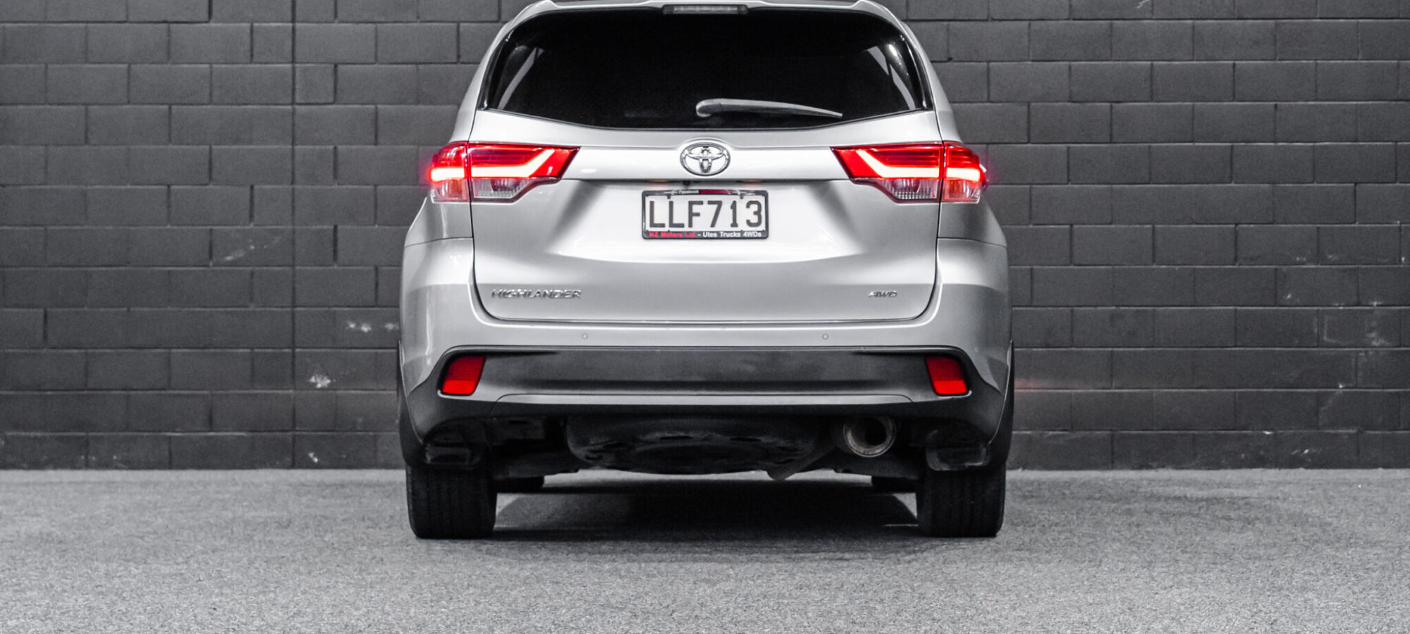 Vehicle Gallery Image