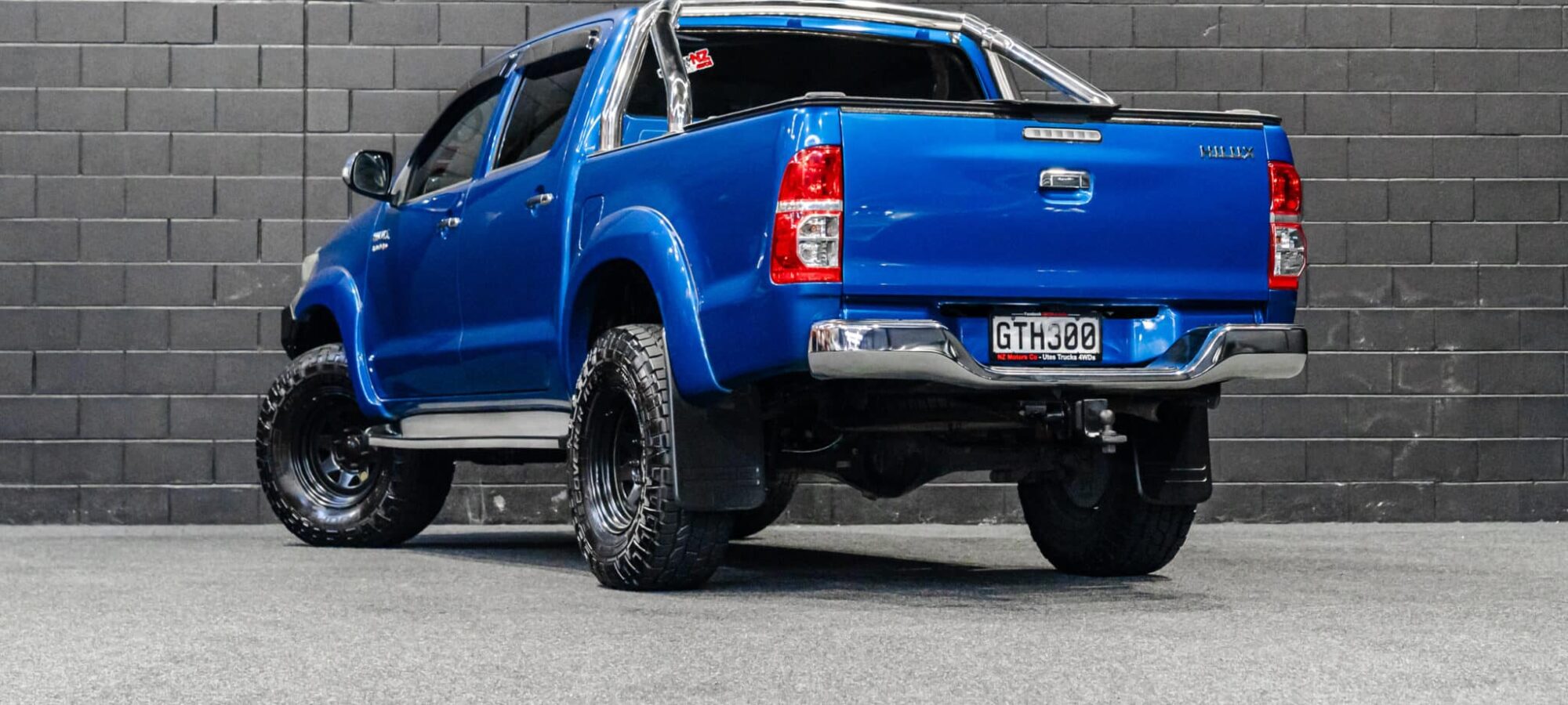 Vehicle Gallery Image