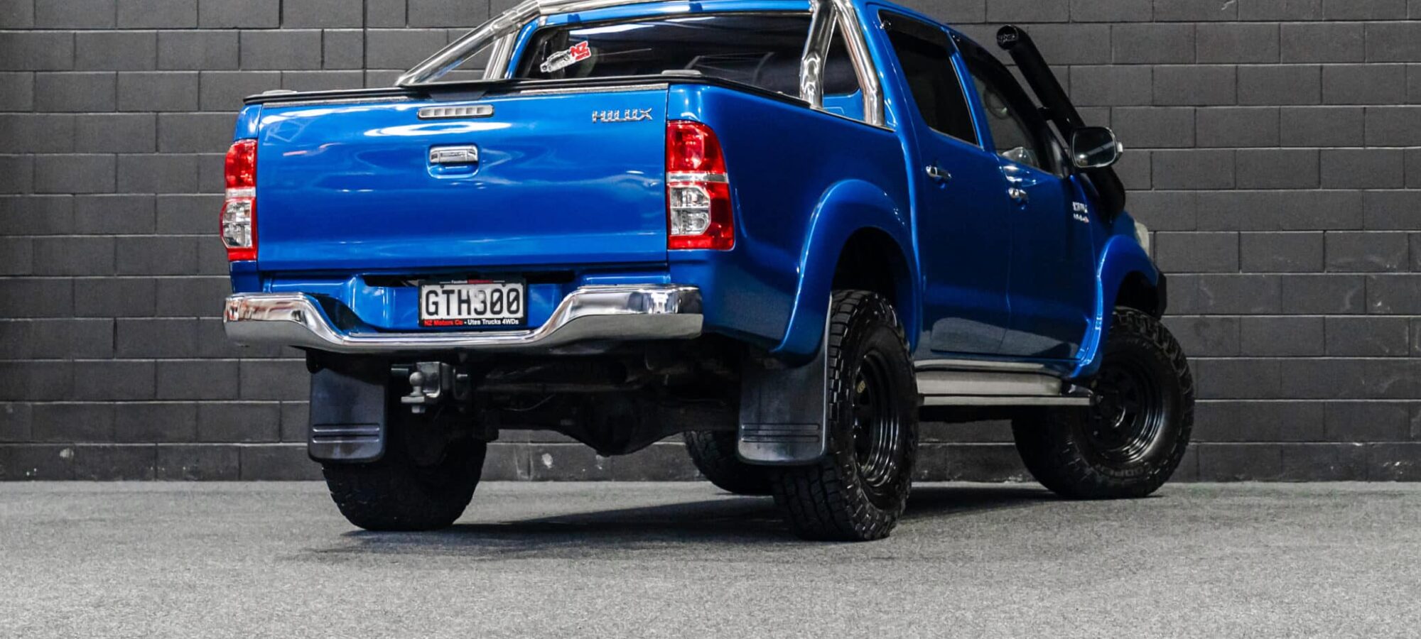 Vehicle Gallery Image