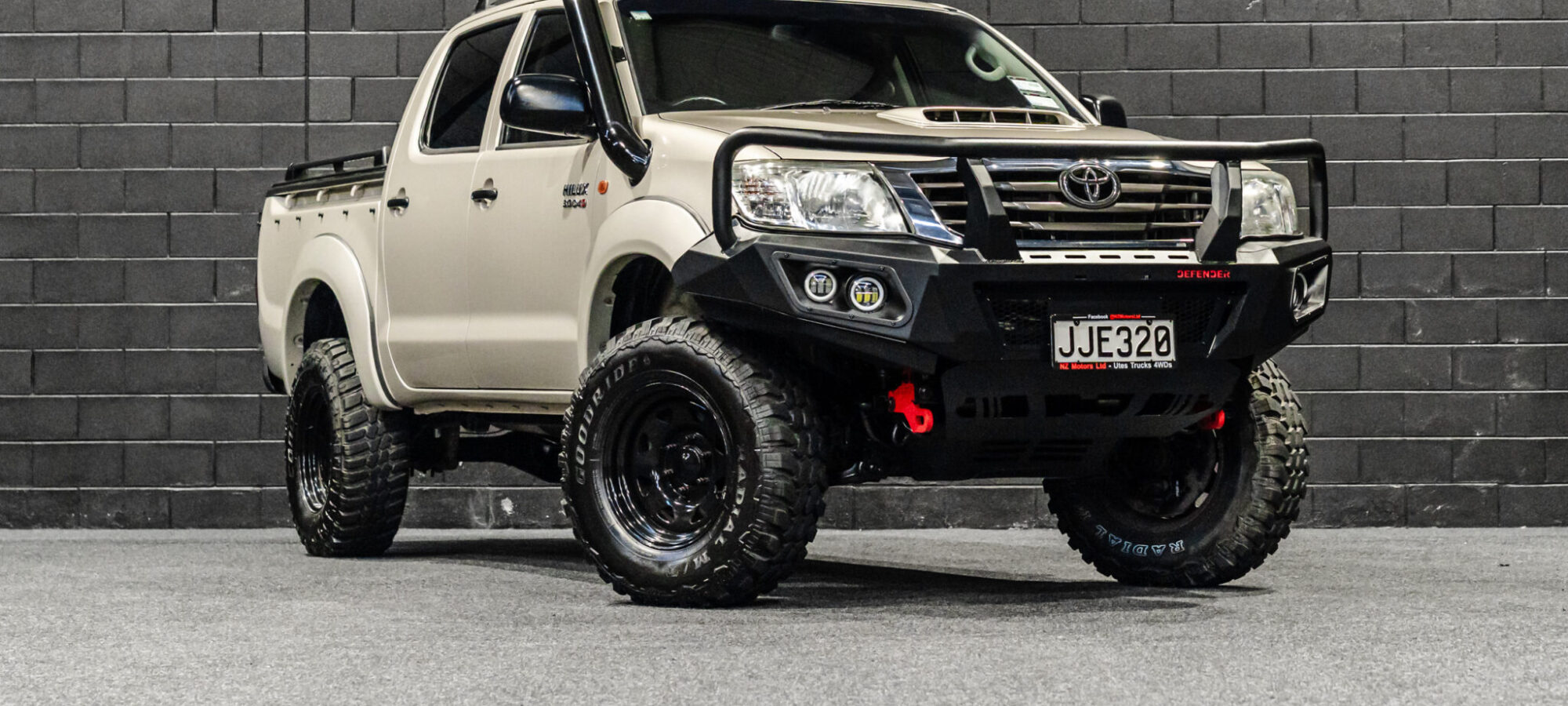 Vehicle Gallery Image