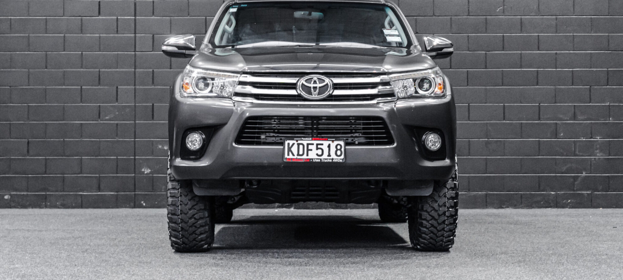 Vehicle Gallery Image