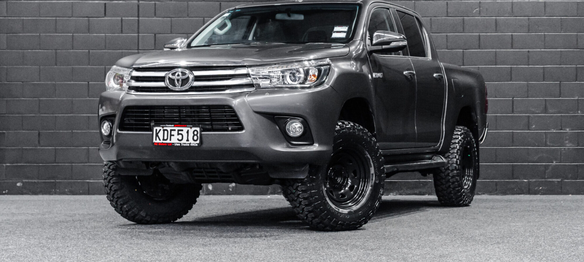 Vehicle Gallery Image