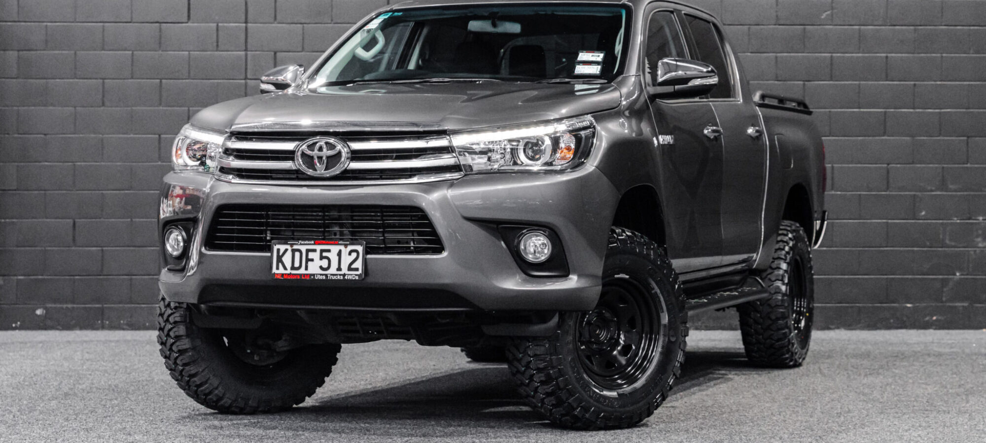 Vehicle Gallery Image