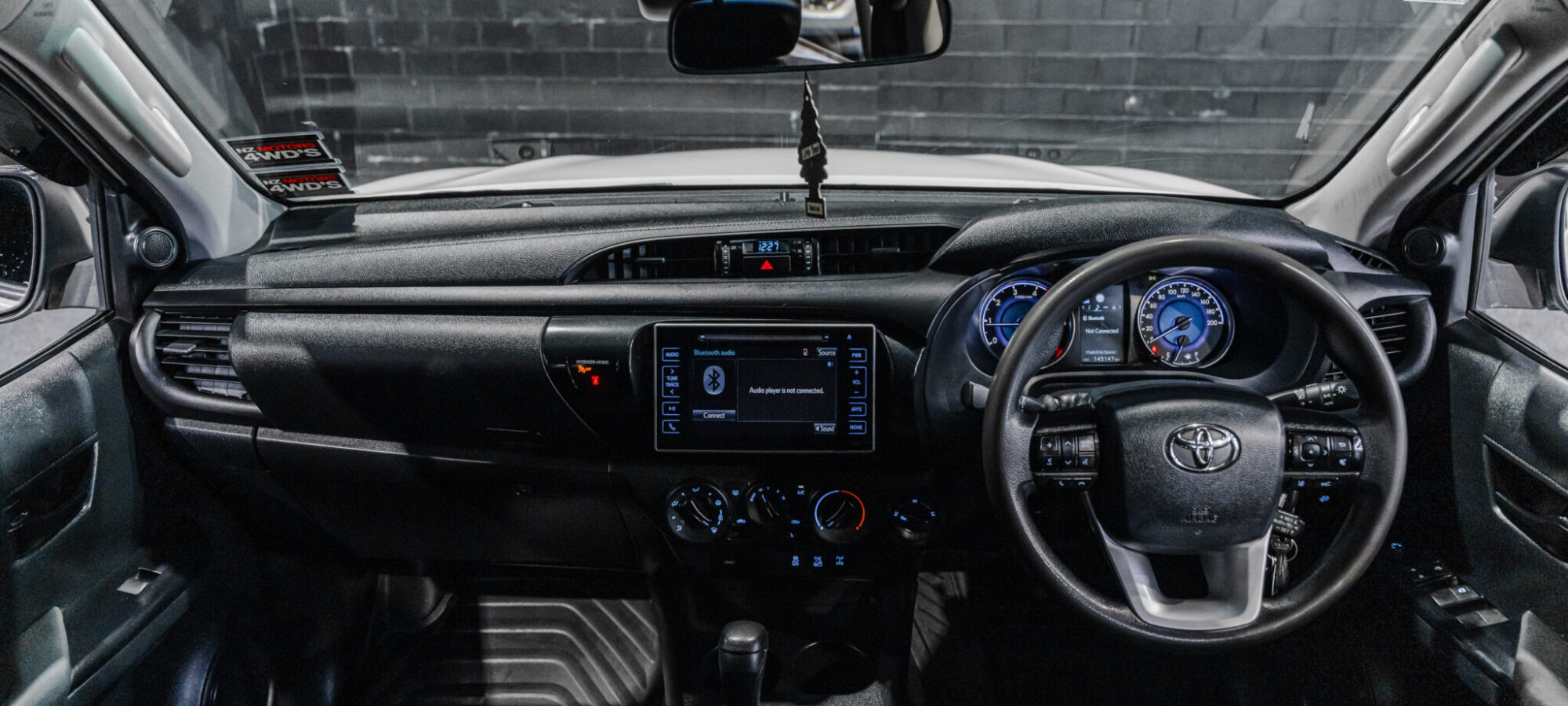 Vehicle Gallery Image