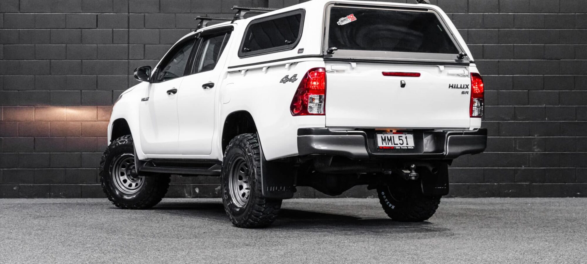 Vehicle Gallery Image