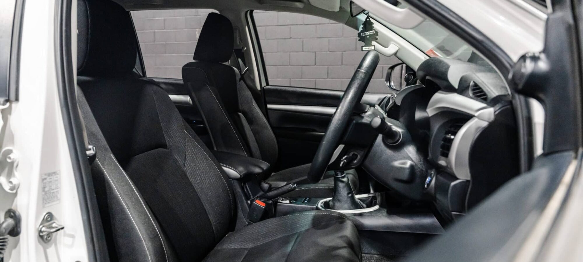 Vehicle Gallery Image
