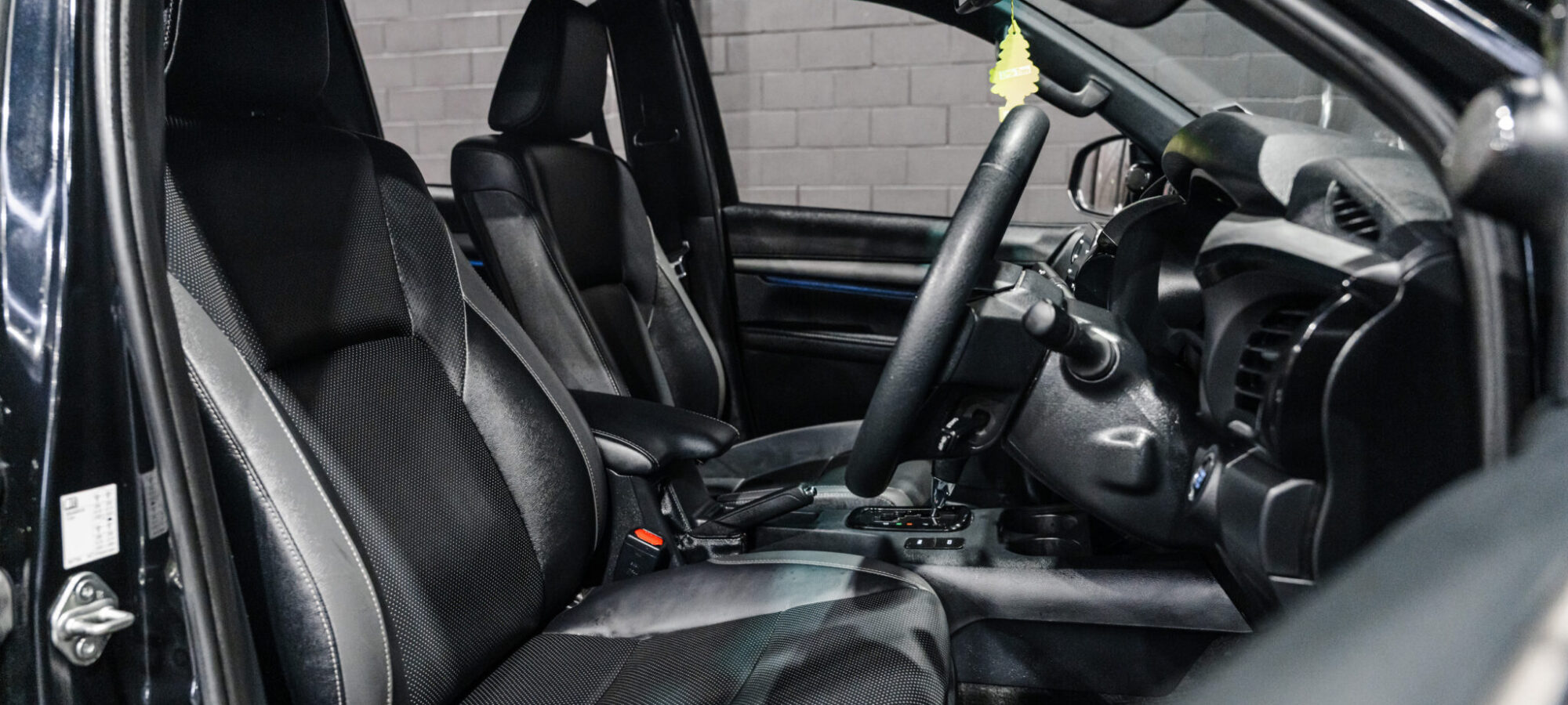 Vehicle Gallery Image