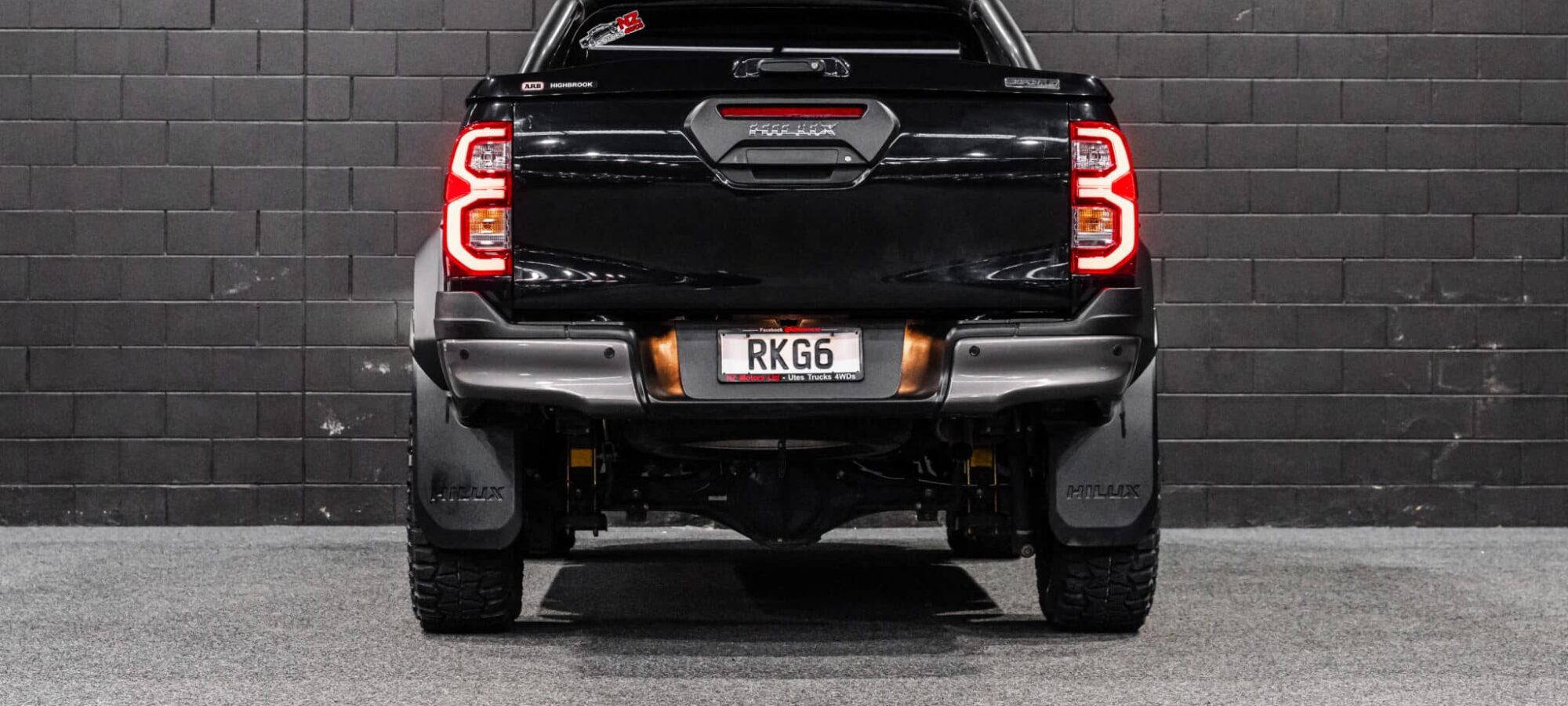Vehicle Gallery Image