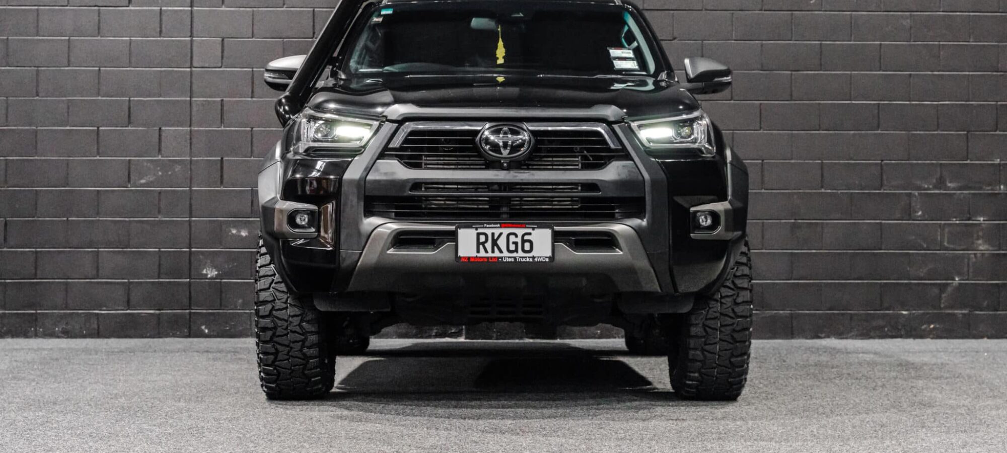 Vehicle Gallery Image